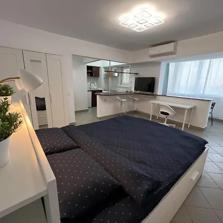 Cochet Апартаменти *